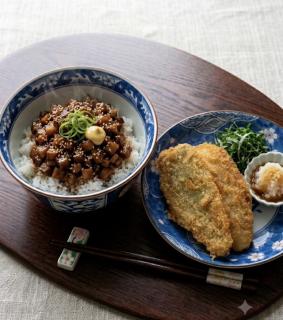★NEW★角煮丼の素とアジフライセット