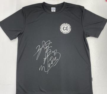 ★NEW★4443津田　裕絵選手サイン入りクイーンズクライマックスTシャツ【黒：Lサイズ】
